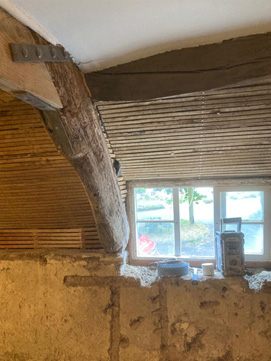 Traditional Lime Mortar showing ceiling